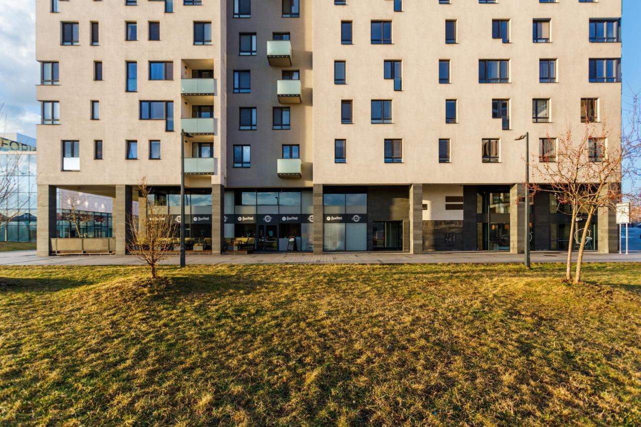 Golden Apartments Rezidence Nova Karolina Ii. 俄斯特拉发 外观 照片