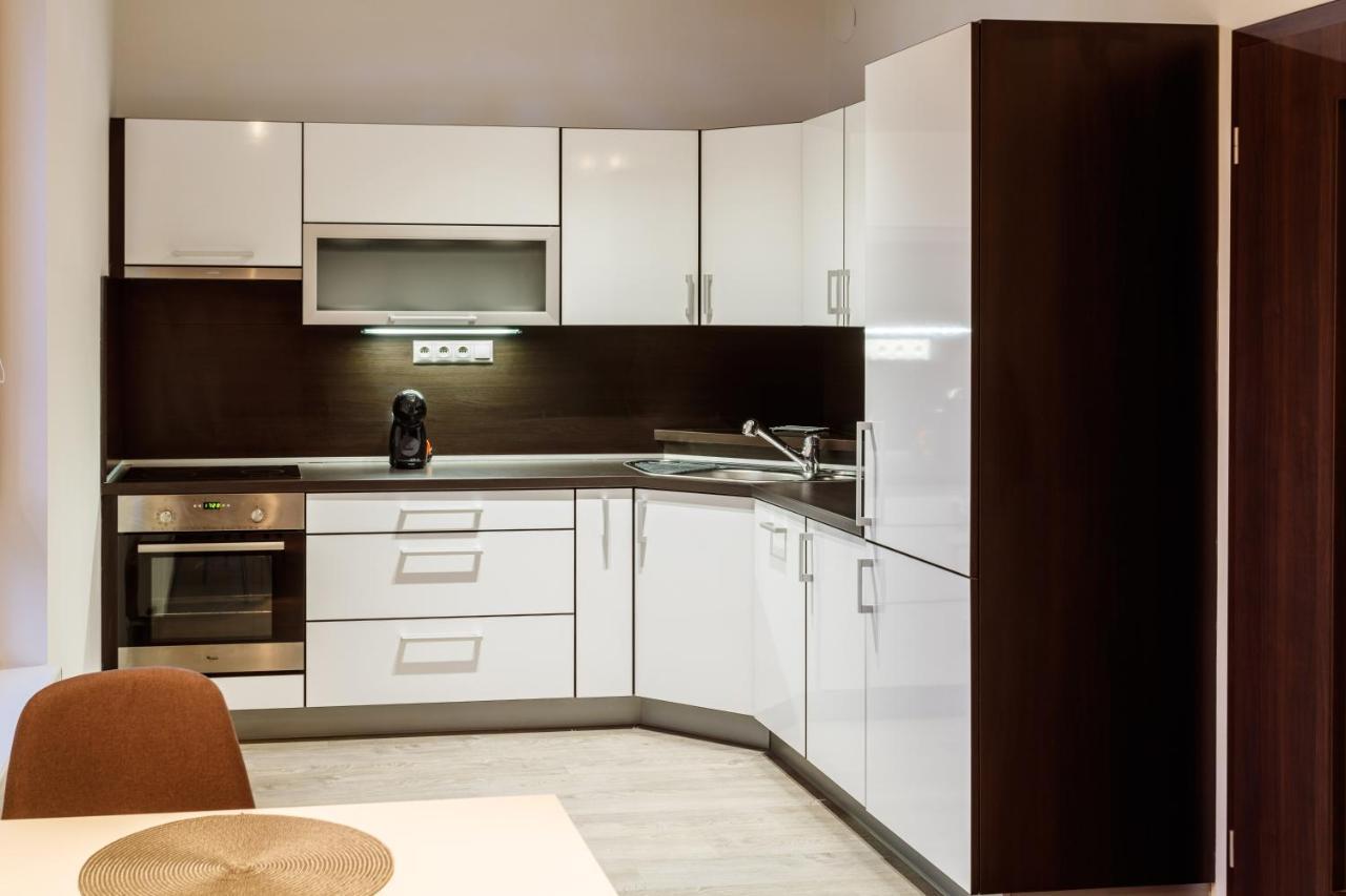 Golden Apartments Rezidence Nova Karolina Ii. 俄斯特拉发 外观 照片